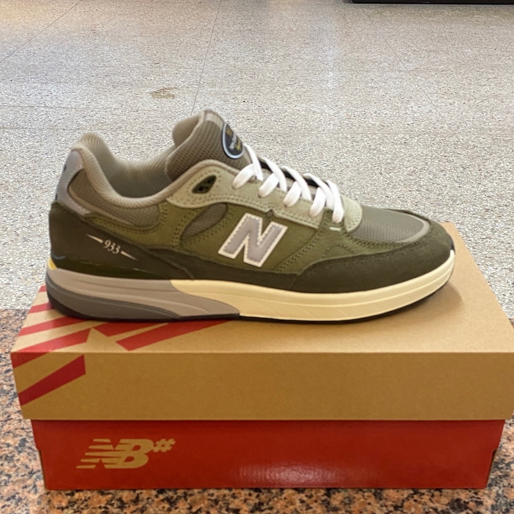 New Balance - Raynolds 933
